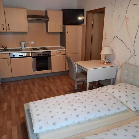 Gaestehaus Zur Post - Heritage Fogadó *