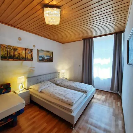 Gaestehaus Zur Post - Heritage Fogadó *