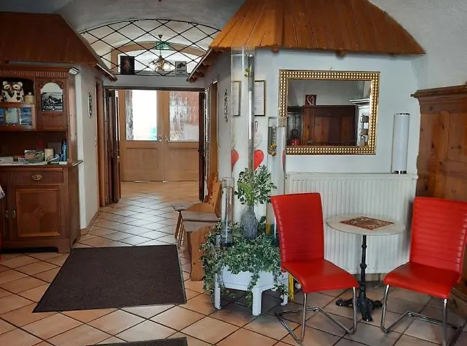 Penzion Gaestehaus Zur Post - Heritage